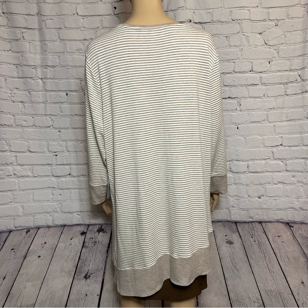 NWT New Chico's Zenergy Asymmetrical Tunic Size 3 US XL - Picture 3 of 10
